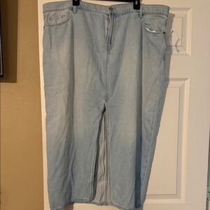 Old Navy Light Wash Men’s Denim Jeans